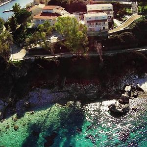 Kassiopi Bay